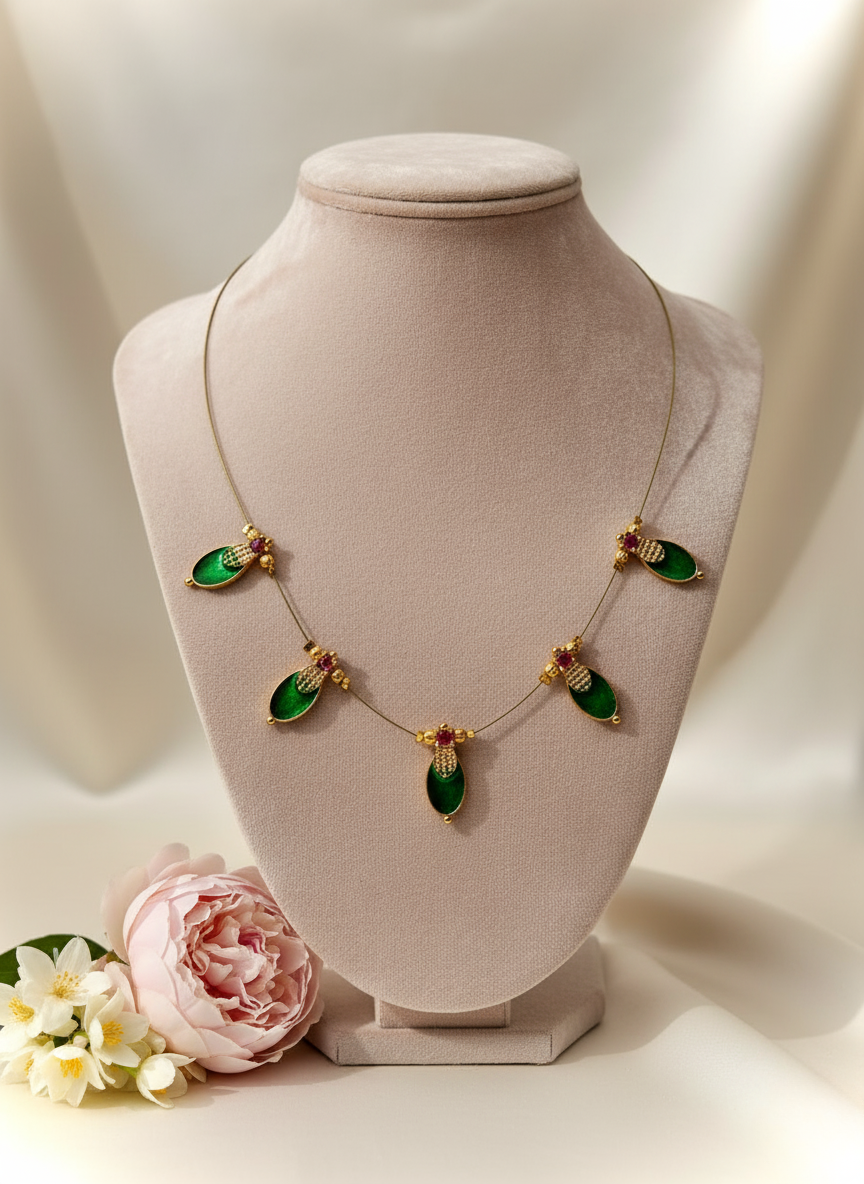 Emerald Drop Minimal Necklace – Gold Finish