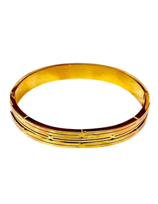 Grooved Elegance Gold-Tone Bracelet