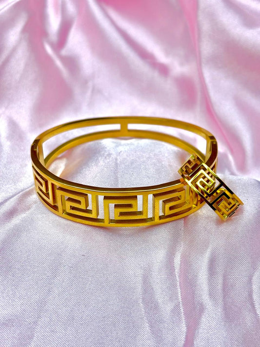 Maze Luxe Bracelet & Ring Combo (Anti-Tarnish Korean Finish)