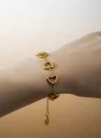 Aurea Heart Link Bracelet