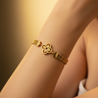 Aurelia Clover Mesh Bracelet