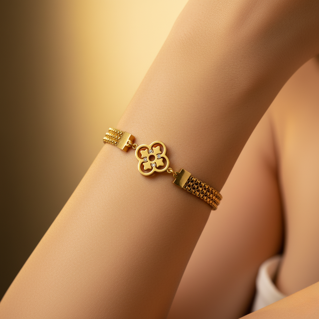 Aurelia Clover Mesh Bracelet