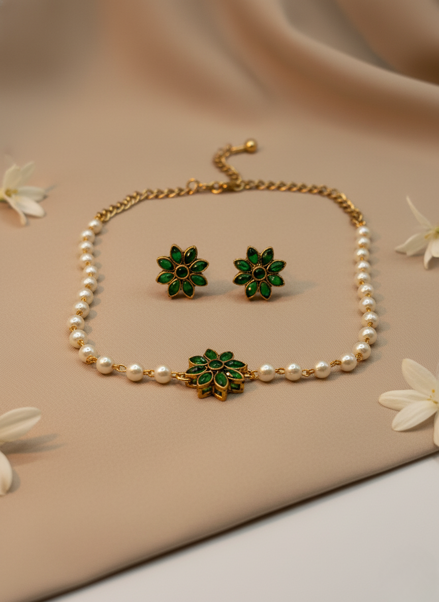 Kashwi Emerald Bloom Pearl Necklace Set