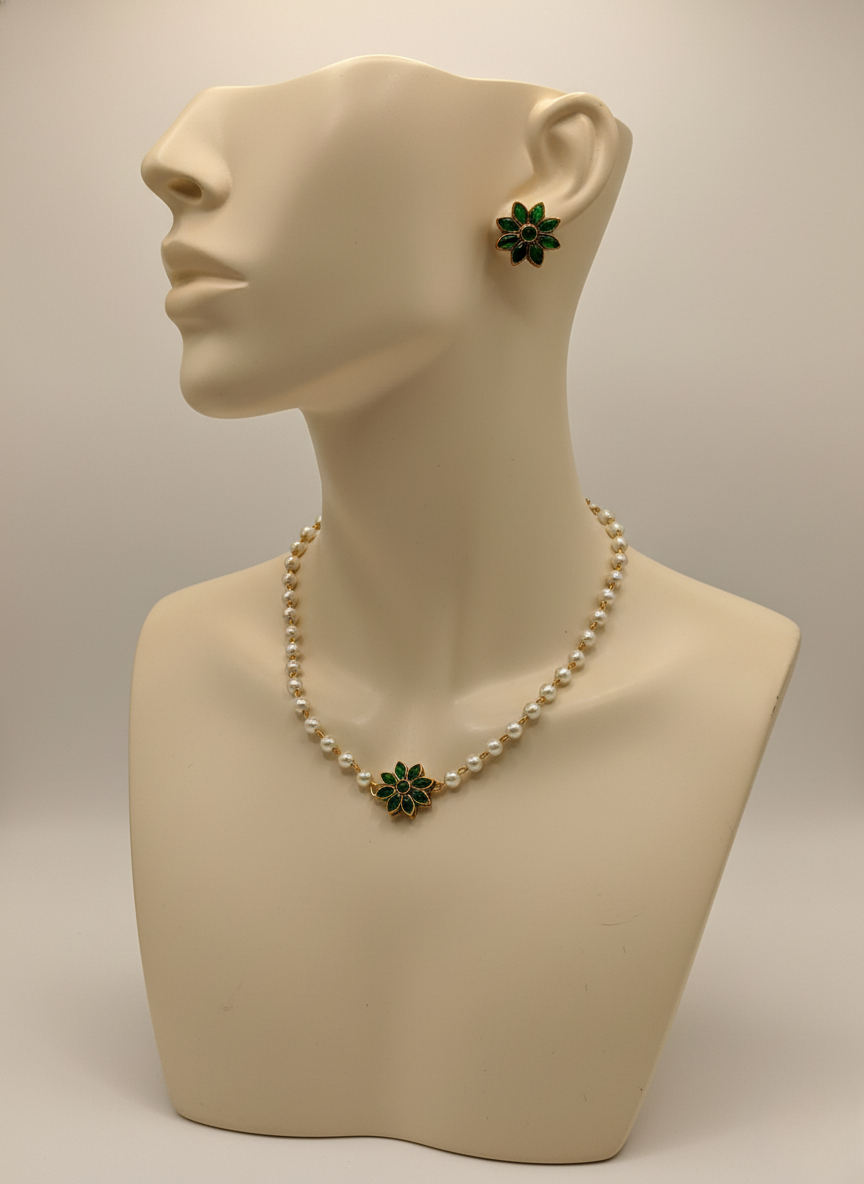 Kashwi Emerald Bloom Pearl Necklace Set