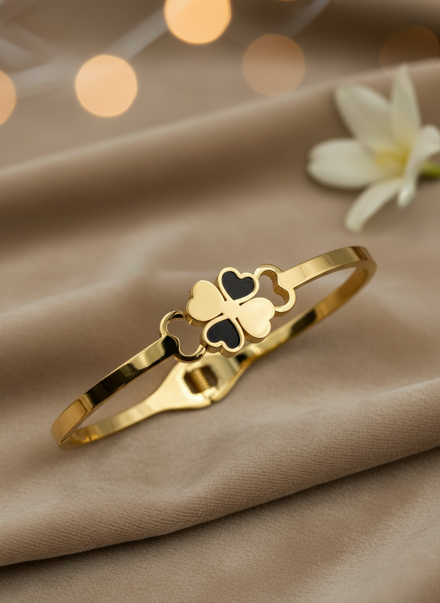 Four Hearts Bracelet – Korean Minimal Gold Elegance